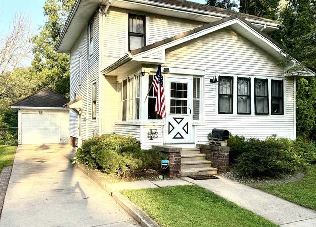 Property at 341 S Carolina Ave, Mason City, IA 50401, 3 beds, 1.5 baths