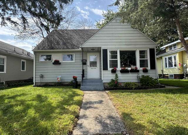 Property at 316 S Kentucky Ave, Mason City, IA 50401, 4 beds, 2 baths