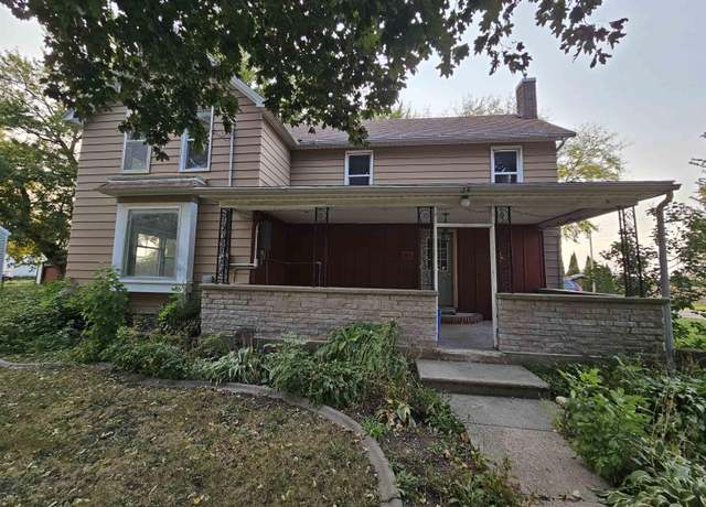 Property at 106 N Union St St, Carpenter, IA 50426, 4 beds, 2.25 baths
