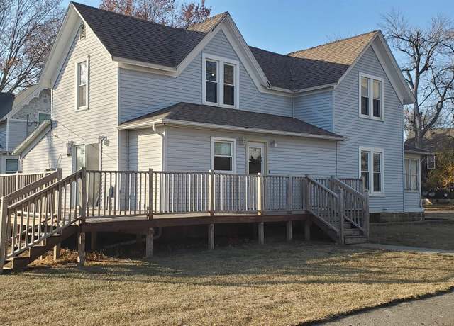 Property at 318 Adams St St, Rockwell, IA 50469, 3 beds, 1 bath