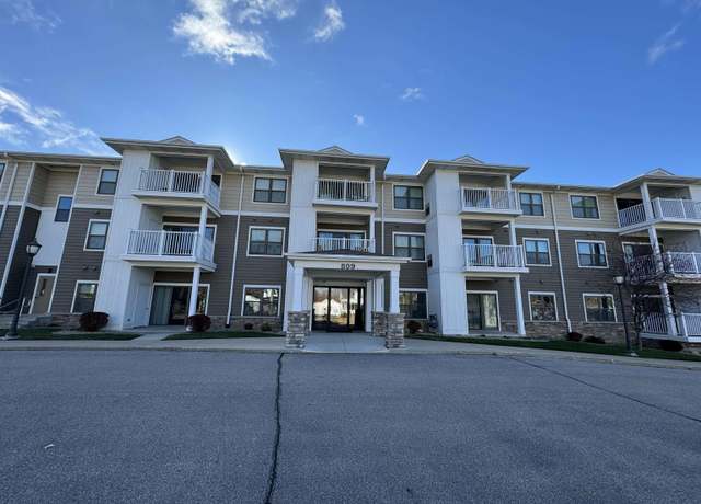 Property at 809 7th Ave N Unit #202 Ave, Clear Lake, IA 50428, 2 beds, 1 bath