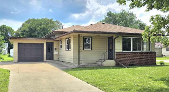 Photo of 509 S Pierce Ave, Mason City, IA 50401