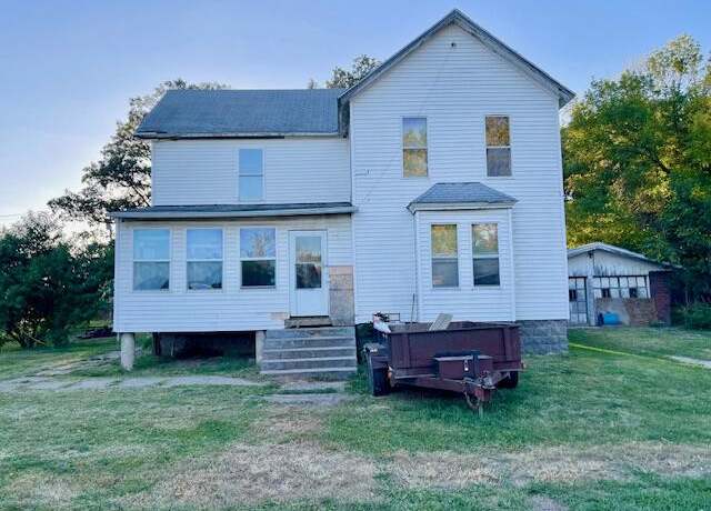 Property at 207 Short St, Nichols, IA 52766, 4 beds, 2 baths