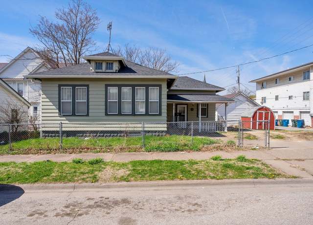 Property at 506 Walnut St, Muscatine, IA 52761, 2 beds, 1 bath