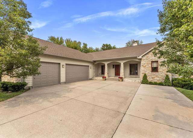 Property at 2465 Dewberry Rdg, Muscatine, IA 52761, 3 beds, 4 baths
