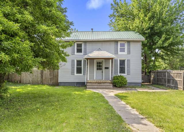 Property at 609 Liberty St, Muscatine, IA 52761, 2 beds, 1 bath