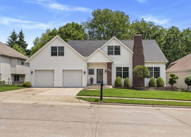 Property at 1713 Timberline Dr, Muscatine, IA 52761, 4 beds, 4 baths