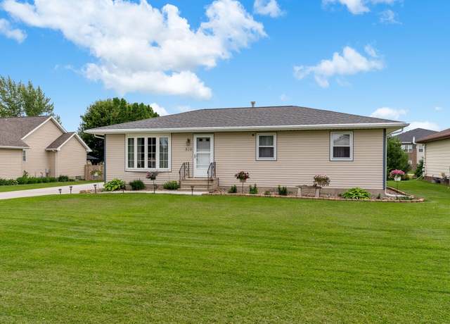 Property at 810 W Wate St, Wilton, IA 52778, 3 beds, 2 baths