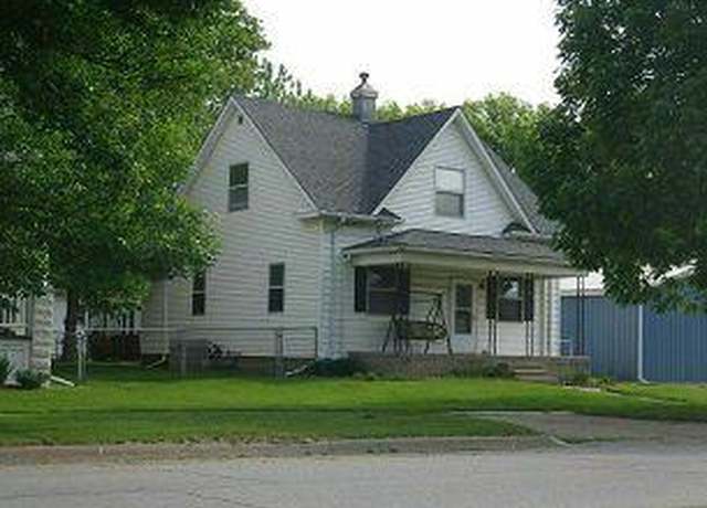 Property at 908 5th St, Durant, IA 52747, 4 beds, 1 bath