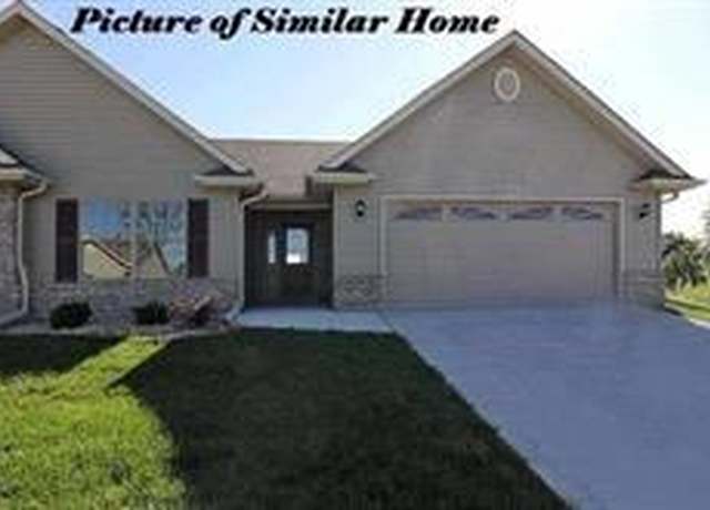 Property at 501 Kevin Rd, Blue Grass, IA 52726, 3 beds, 3 baths