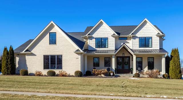 Photo of 3420 Clermont Dr, Muscatine, IA 52761