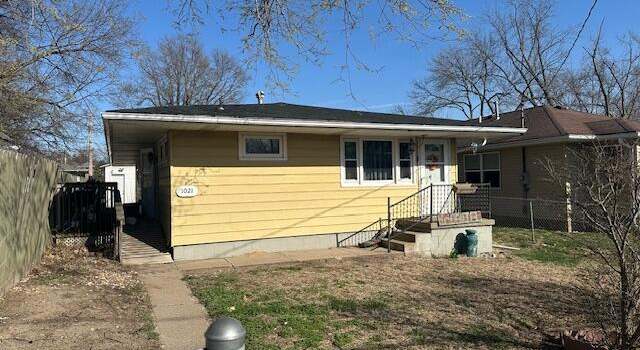 Photo of 1021 Hill Ave, Muscatine, IA 52761