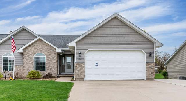 Photo of 310B York St, Wilton, IA 52778