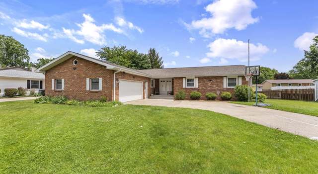 Photo of 2409 Imperial Oaks Dr, Muscatine, IA 52761