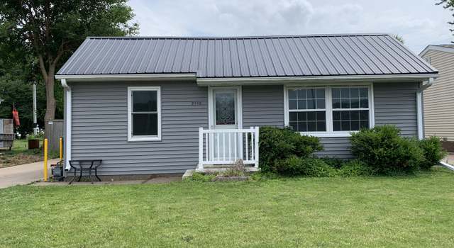 Photo of 2110 Oneida Ave, Muscatine, IA 52761