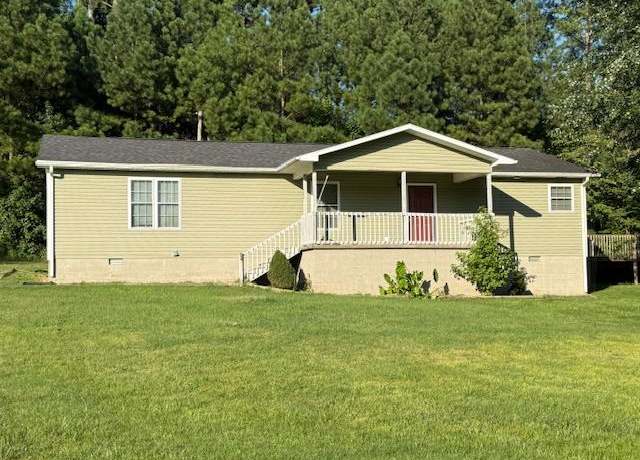 Property at 33 Uzzle Ln, Earlington, KY 42410, 3 beds, 2 baths