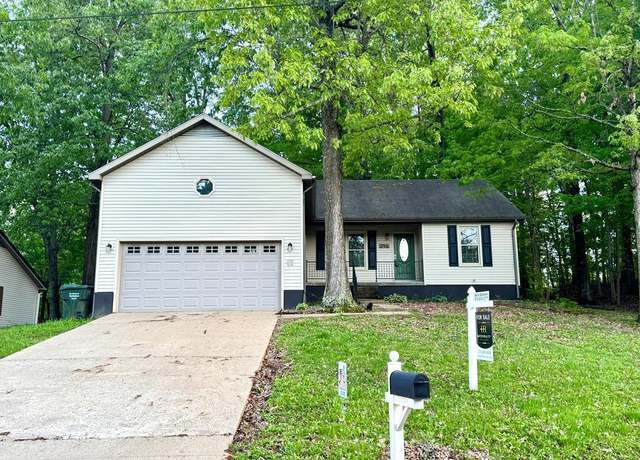 Property at 745 Oak St, Madisonville, KY 42431, 3 beds, 2 baths