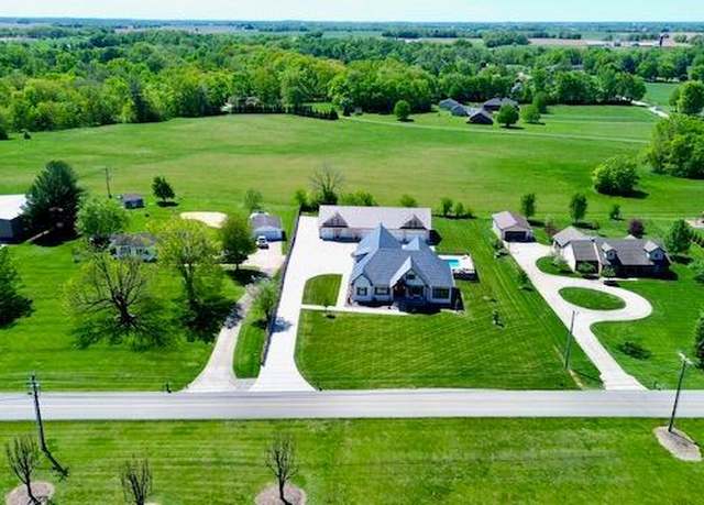 Property at 1953 Lovers Ln, Hopkinsville, KY 42240, 3 beds, 5 baths