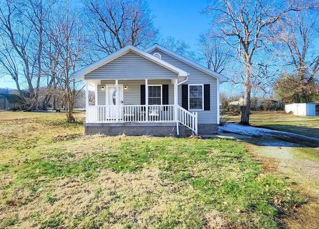 Property at 117 Crooked St, Mortons Gap, KY 42440, 3 beds, 2 baths
