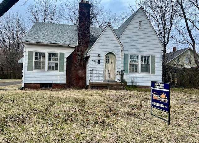 Property at 233 W Arch St, Madisonville, KY 42431, 2 beds, 1 bath