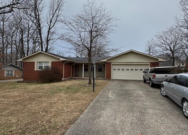 Property at 1727 Forest Acres Loop, Madisonville, KY 42431, 3 beds, 3 baths