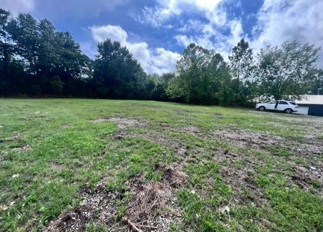 Property at 527 Earle St, Madisonville, KY 42431