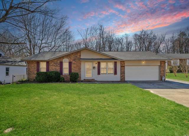 Property at 146 Woodlawn Ct, Madisonville, KY 42431, 3 beds, 2 baths