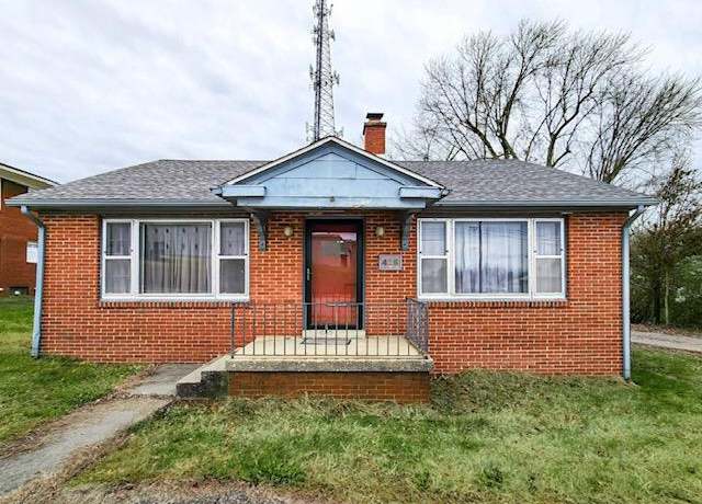 Property at 425 S Main St, Madisonville, KY 42431, 3 beds, 2 baths