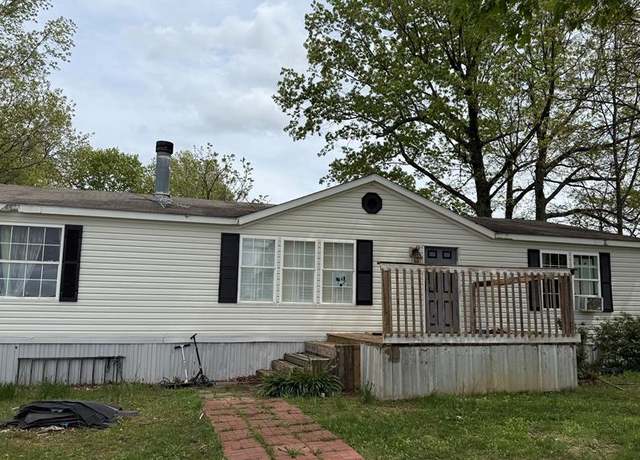 Property at 744 Apex White Plains Rd, White Plains, KY 42464, 3 beds, 2 baths