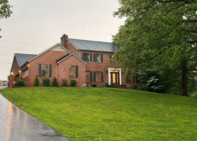 Property at 3445 Chur Dr, Madisonville, KY 42431, 5 beds, 4 baths