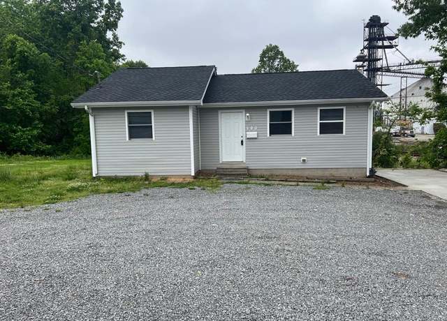 Property at 600 Thompson Ave, Madisonville, KY 42431, 3 beds, 1 bath