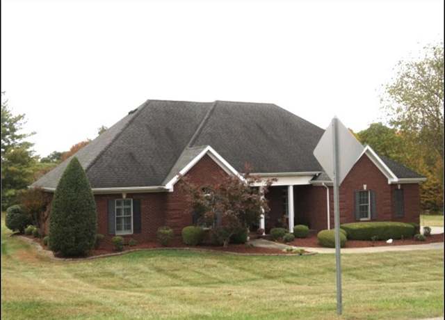 Property at 245 Pin Oak Ln, Madisonville, KY 42431, 4 beds, 3 baths