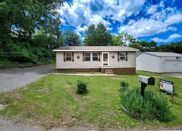 Property at 125 Buckner St, Madisonville, KY 42431, 3 beds, 1 bath