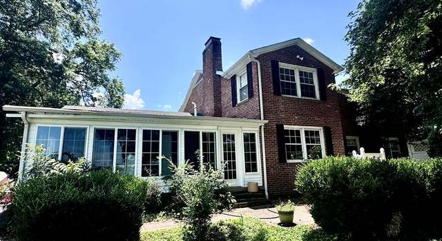 Photo of 1029 Princeton Rd, Madisonville, KY 42431
