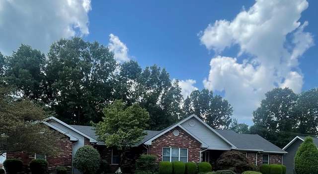 Photo of 1050 Lakewood Dr, Madisonville, KY 42431