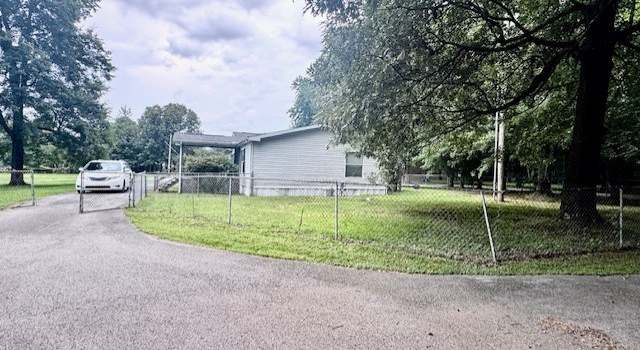 Photo of 744 Choctaw Dr, Madisonville, KY 42431