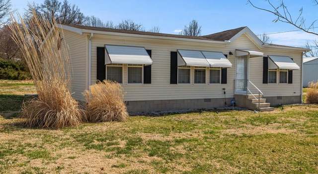 Photo of 120 N Bernard St, Nebo, KY 42441