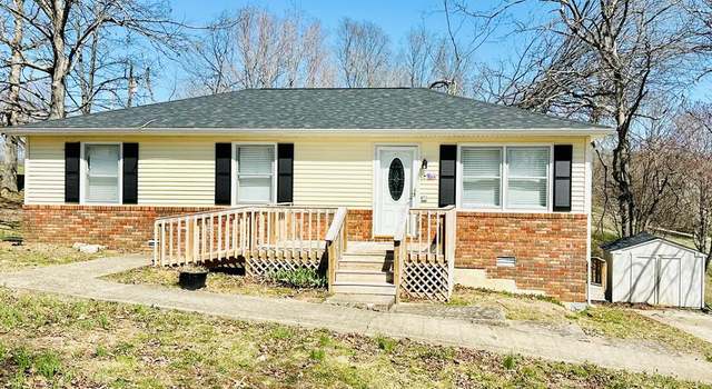 Photo of 309 Bradford Dr, Beechmont, KY 42323