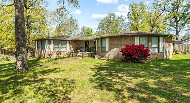 Photo of 555 Southwood Dr, Madisonville, KY 42431