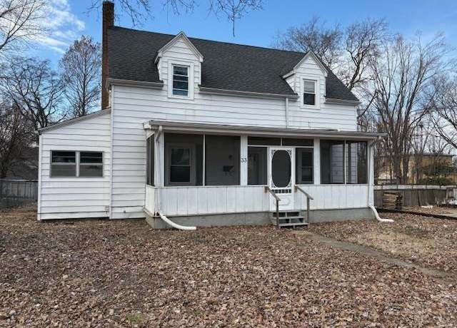 Property at 33 S Alvasia St, Henderson, KY 42420, 4 beds, 2.5 baths