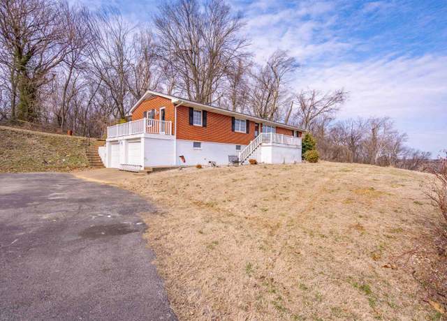 Property at 5975 State Route 360, Morganfield, KY 42437, 3 beds, 3 baths