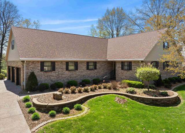 Property at 1101 Woodland Ct, Henderson, KY 42420, 5 beds, 4.5 baths