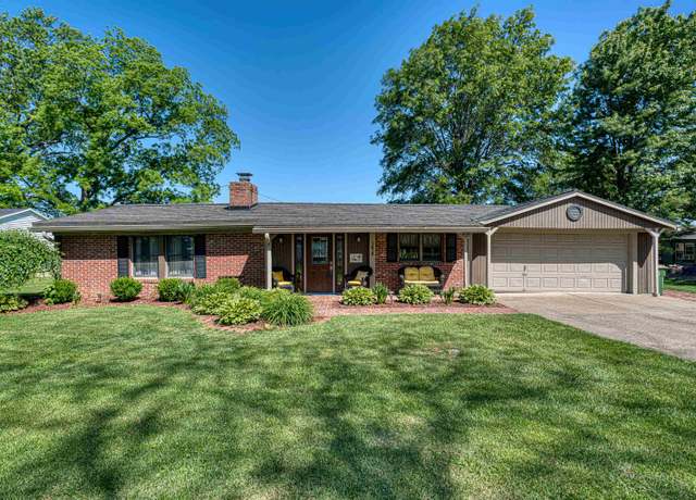 Property at 1673 Bruce St, Henderson, KY 42420, 2 beds, 1.5 baths