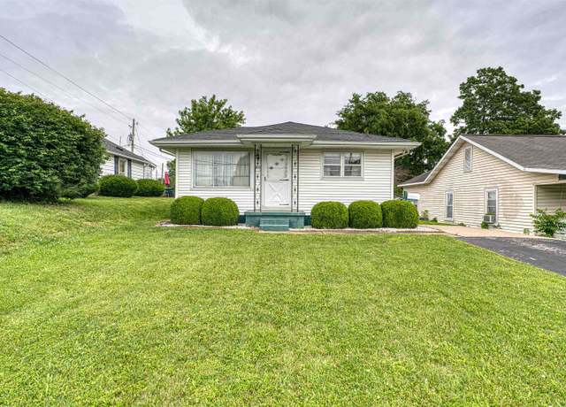 Property at 305 Sand Ln, Henderson, KY 42420, 3 beds, 2 baths