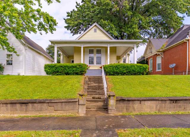 Property at 135 S Alvasia St, Henderson, KY 42420, 3 beds, 2 baths
