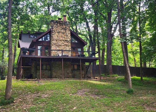 Property at 755 Morningside Dr, Henderson, KY, 3 beds, 2.5 baths