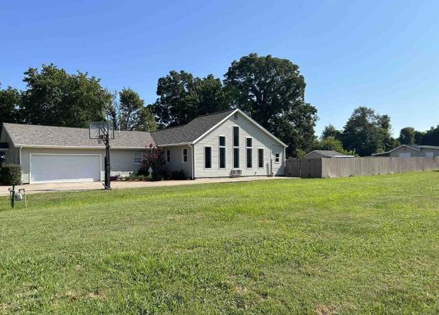 Property at 6070 Larue Rd, Henderson, KY 42420, 3 beds, 2.5 baths