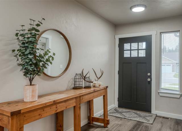 Property at 534 Raven Ln, Kalispell, MT 59901, 3 beds, 2 baths