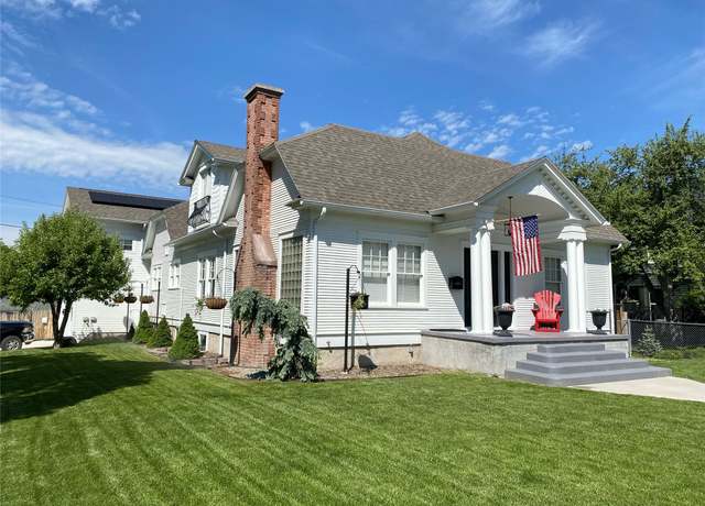 Property at 442 4th Ave E, Kalispell, MT 59901, 8 beds, 4 baths