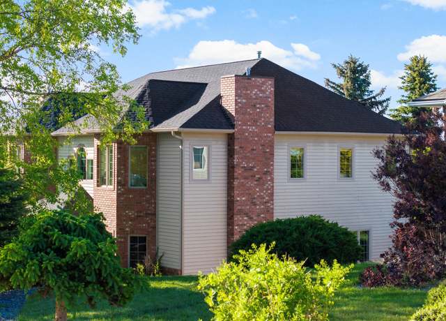 Property at 140 Fairway Dr, Missoula, MT 59803, 4 beds, 4.5 baths